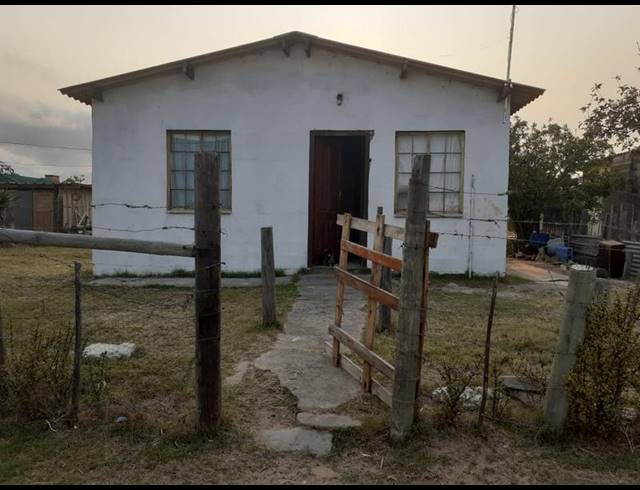 2 BEDROOM HOUSE FOR SALE IN THERONVILLE